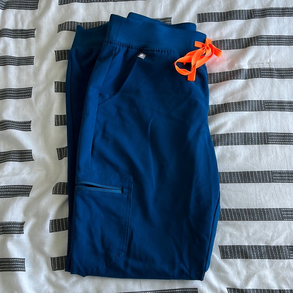 FIGS Zamora Joggers Deep Reef S